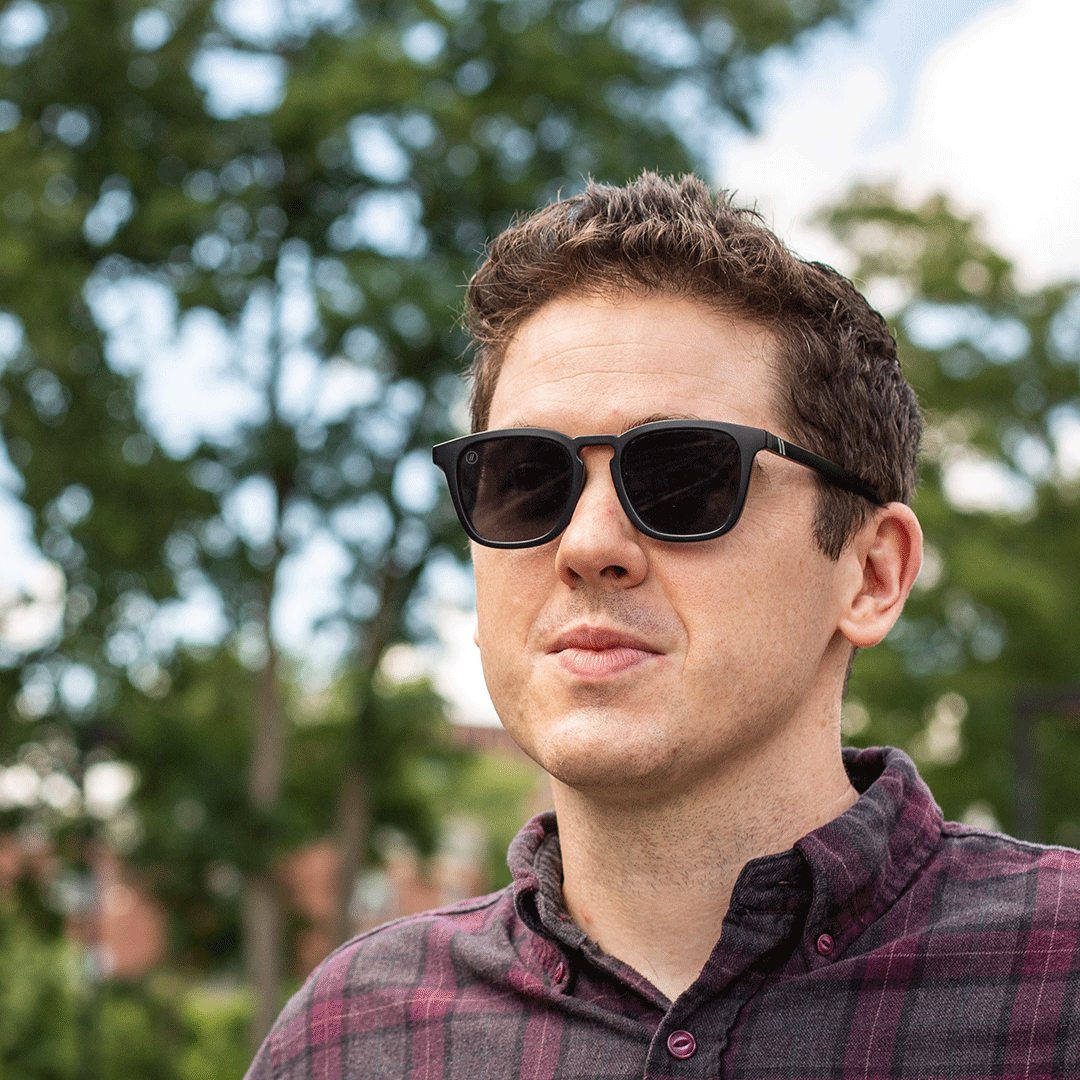 Headshot of Nate Levin-Aspenson with sunglasses